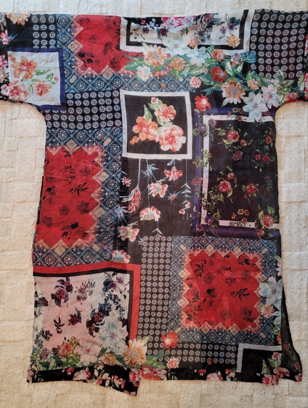 EUC RACHEL ZOE Patchwork Floral Kimono Robe Pockets Boho Women's Size OS - Picture 9 of 10